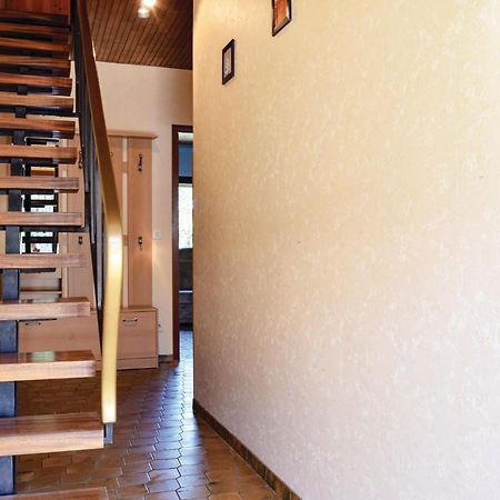 Cozy Home In Sellerich With Kitchen Екстериор снимка